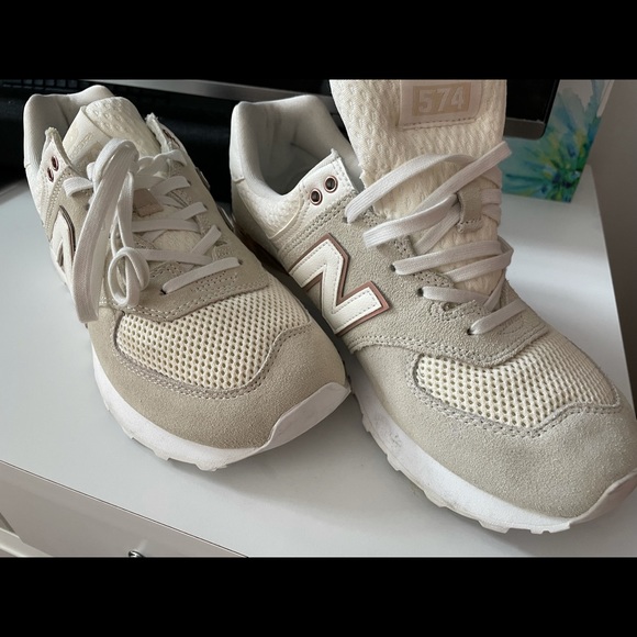 women’s new balance beige size 8 - Picture 4 of 4